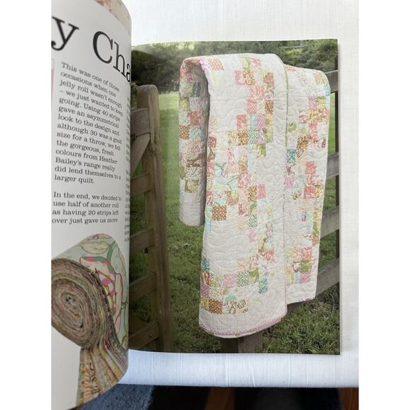 Jelly Roll Quilts Glossy Guide To Latest Strip Rolls By Pam Lintott Creative Art - Picture 2 of 9